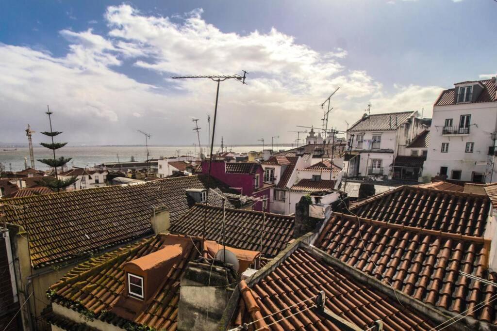 Amazing River View In Historical Apartamento Lisboa